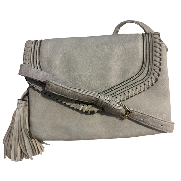 Giveaway Boho Leather crossbody - Picture 1 of 1